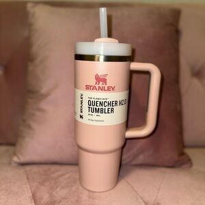 NEW Limited Edition Stanley 30oz Quencher Tumbler with handle - Pink dusk